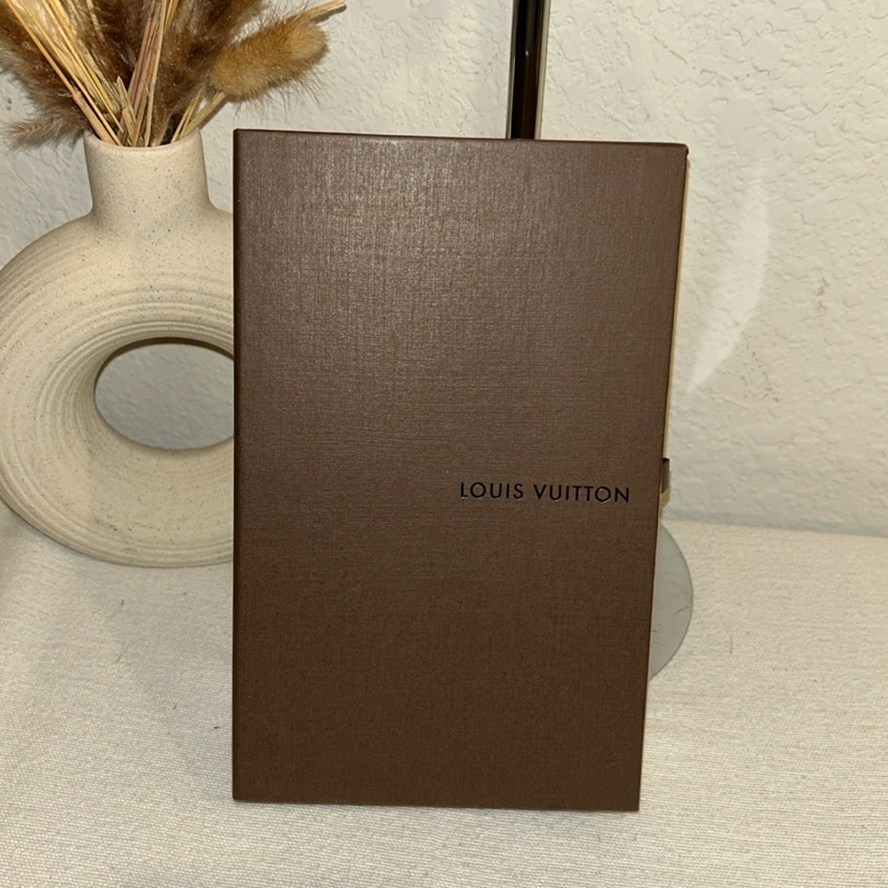 New Louis vuitton Box for long wallet